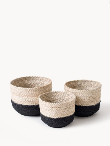 Naiya Bin Jute Pots